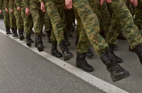 В Польше предлагают ввести обязательную военную службу для женщин