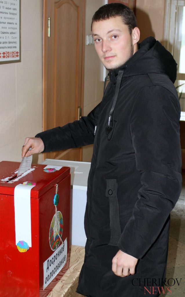 В районе началось досрочное голосование на избирательных участках