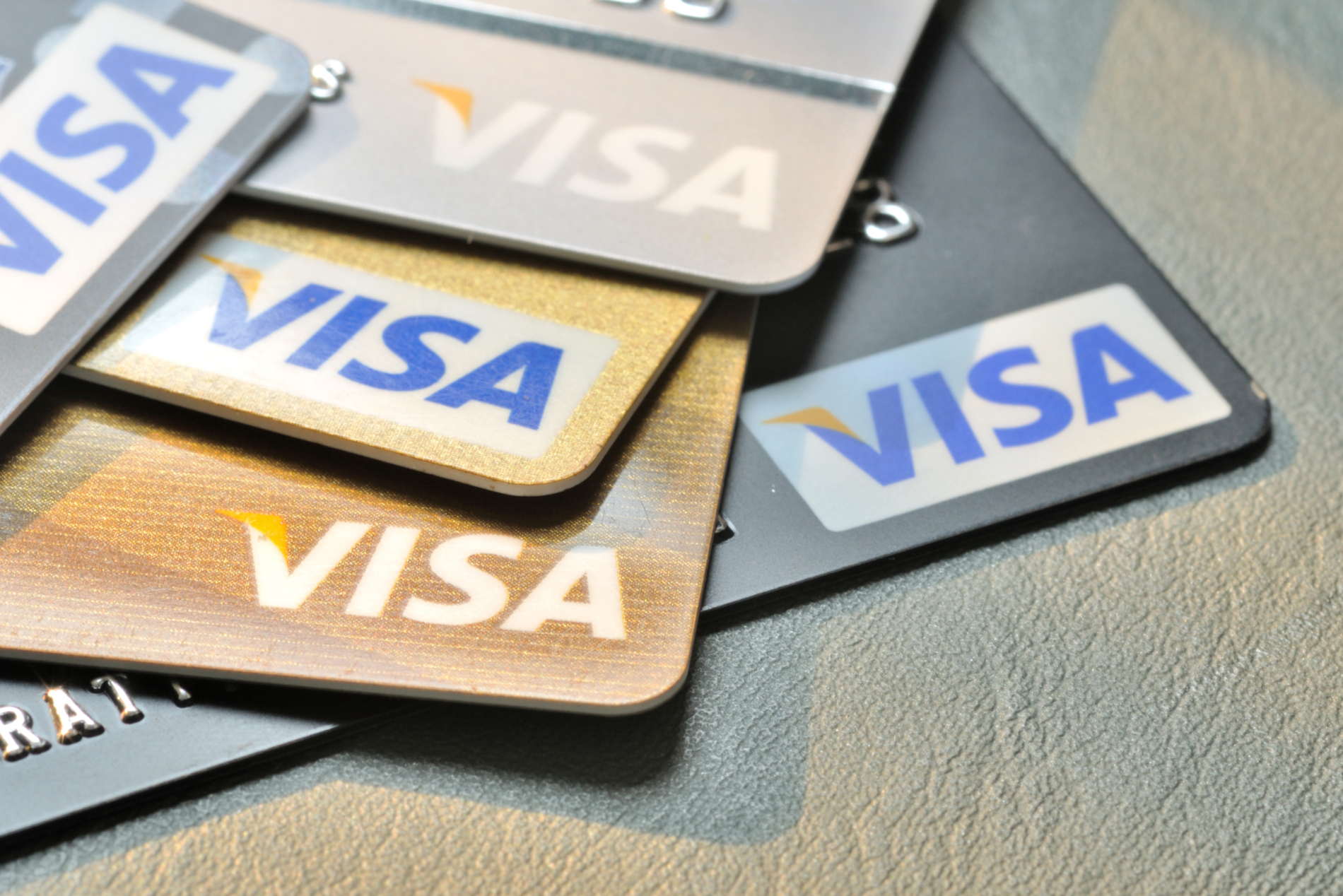 Visa увеличила лимит для бесконтактных платежей без ввода ПИН-кода до Br120