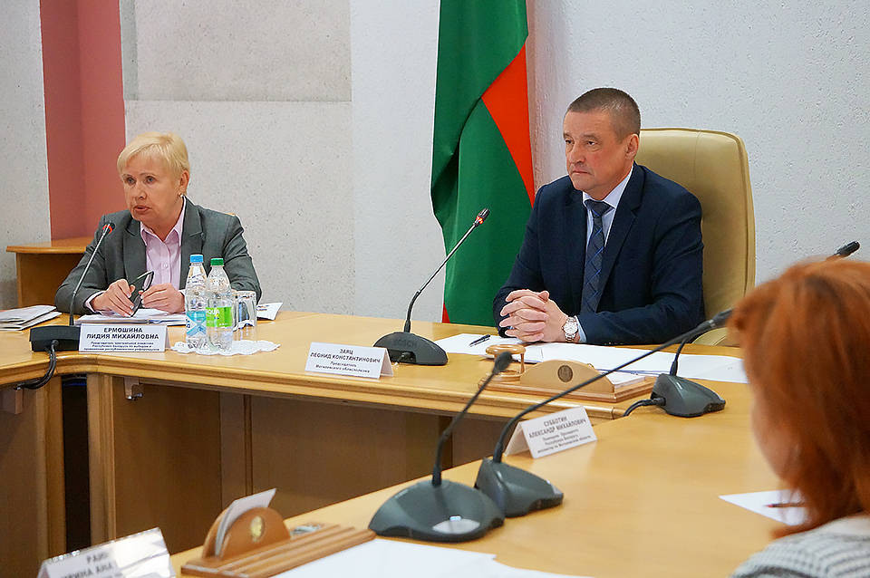 Видеоконференция по президентской избирательной кампании проведена в Могилеве председателем белорусского Центризбиркома Лидией Ермошиной