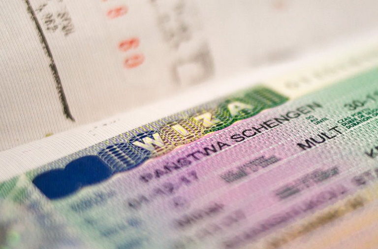 Стоимость «шенгена» для белорусов снижается до 35 евро