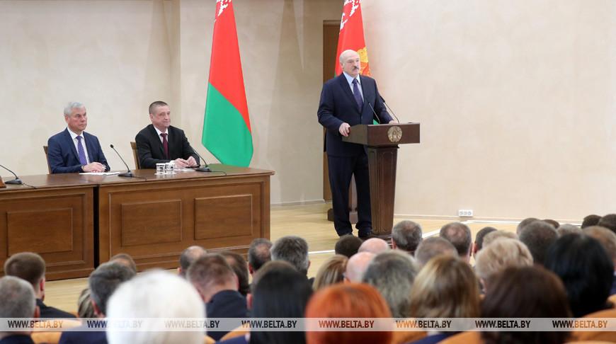 Лукашенко в Могилеве встретился с активом Могилевской области