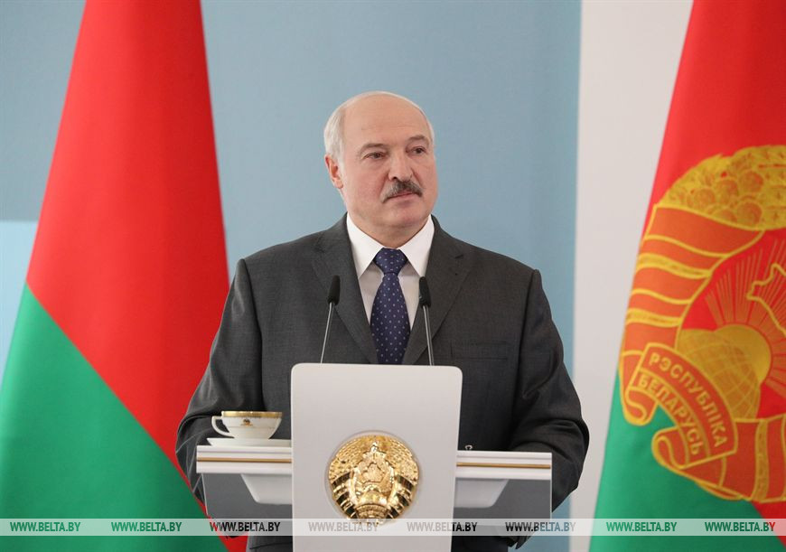 Лукашенко посетил Гродно: о чем Президент говорил с активом области и зачем поехал на “Гродно Азот”