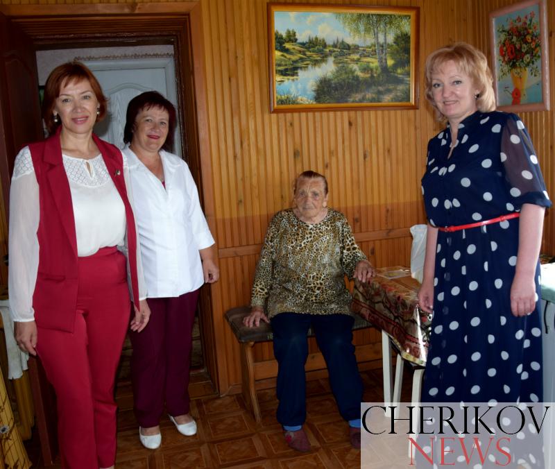 Ветеранов Чериковщины поздравили с наступающим Днем Независимости