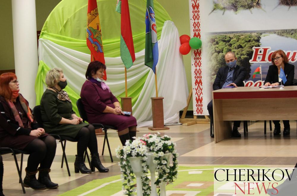 В районном Доме культуры прошла встреча на тему нацизма и экстремизма