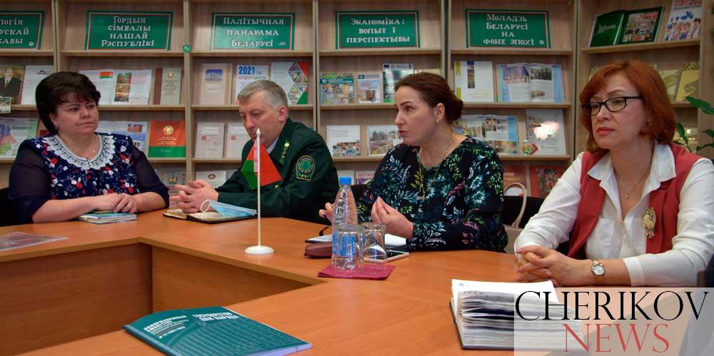 «На форуме были обсуждены вопросы, которые станут судьбоносными для нашей страны» — поделилась делегат ВНС Анжела Новикова