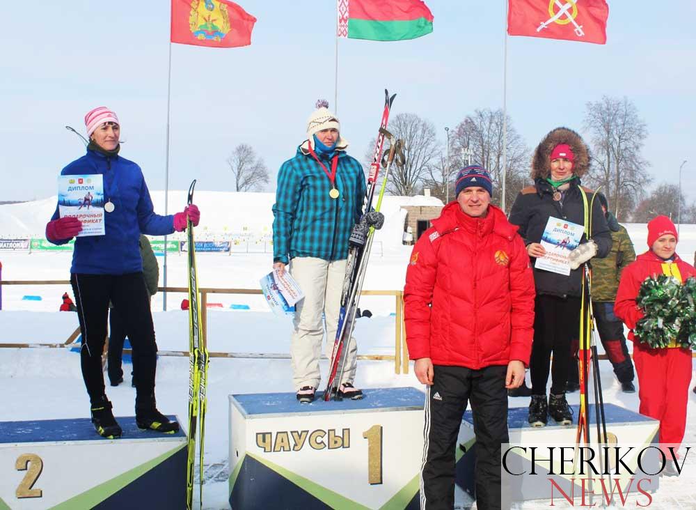 Чериковщину на спортивном мероприятии «Могилевская лыжня —2021» представила команда из 10 лыжников