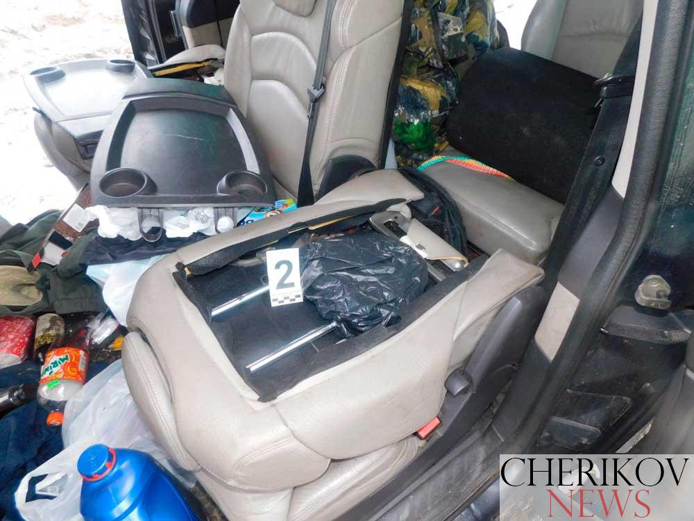 Борьба с наркотиками — в районе задержаны перевозчики мефедрона. И не только…