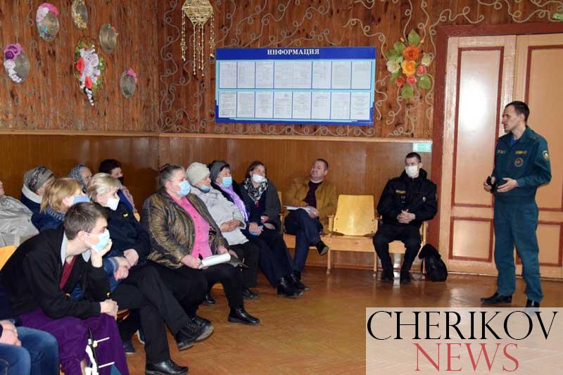 Очередной сельский сход граждан прошел в деревне Гронов