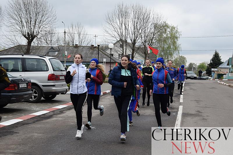 В Черикове прошел легкоатлетический пробег, посвященный годовщине Великой Победы
