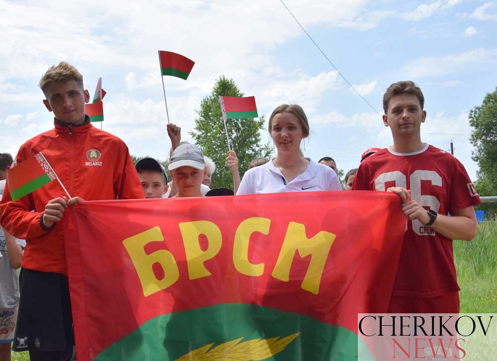 В Чериковском районе прошел легкоатлетический забег под названием “На старт, молодежь!”