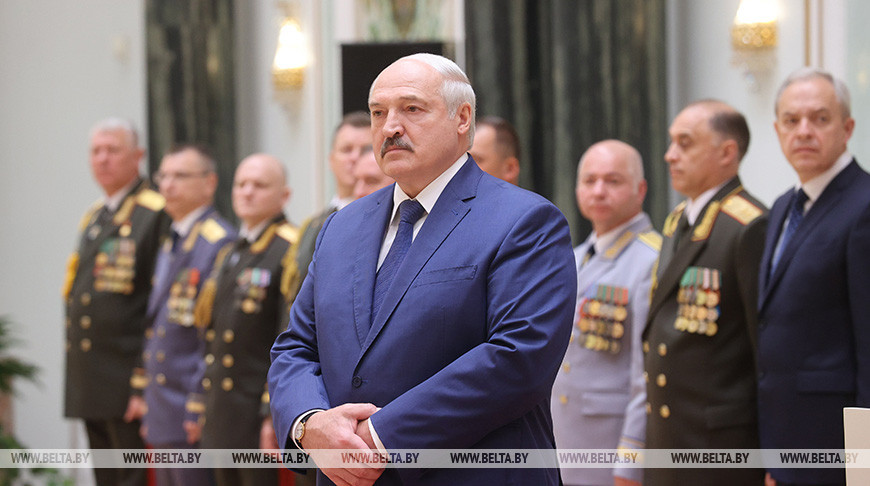 Лукашенко: офицерский корпус – опора безопасности государства