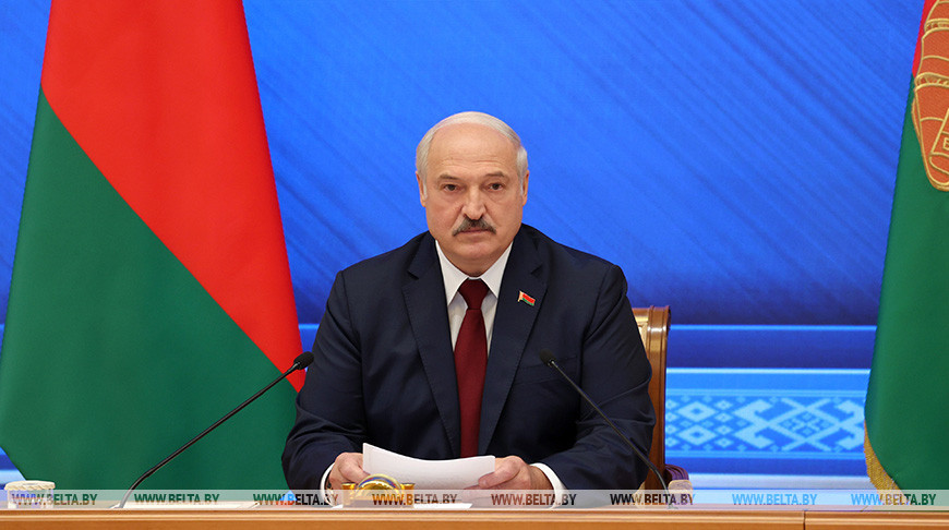 Президент: Запад правильно боится Лукашенко и Путина, мы не из трусливого десятка