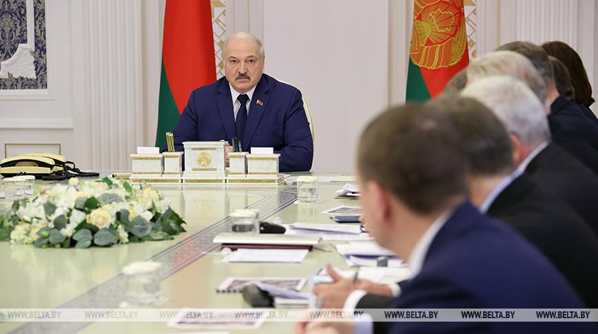 От уборочной кампании до ситуации на границе и санкций. Александр Лукашенко поставил задачи по наиболее актуальным вопросам