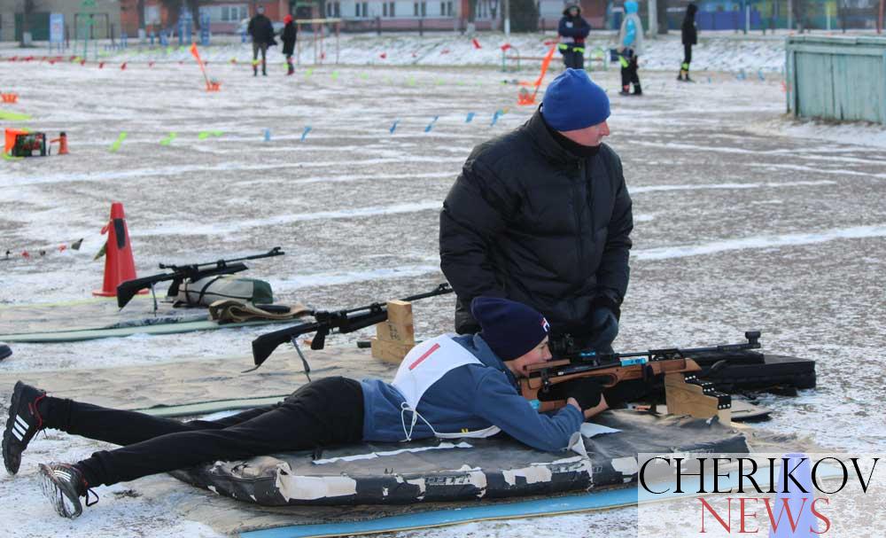 Сегодня прошел второй этап командных районных соревнований среди детей и подростков  «Снежный снайпер»