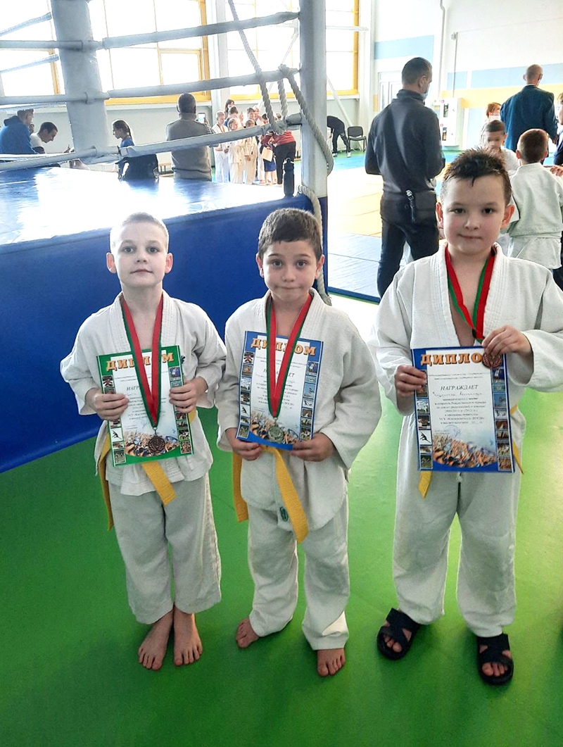 Три награды завоевали юные Чериковские дзюдоисты на открытом Рождественском турнире