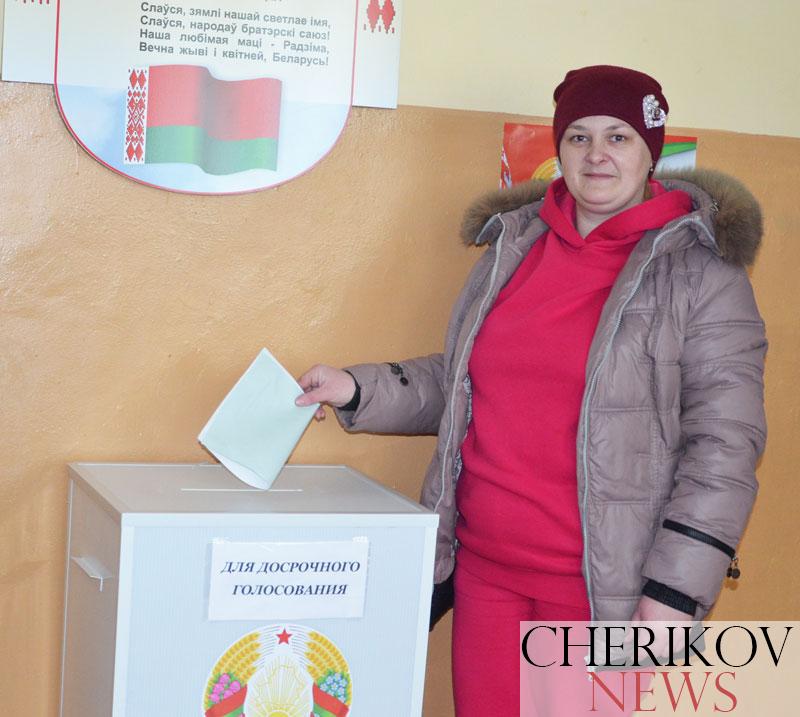 Зорский участок: досрочное голосование проходит активно