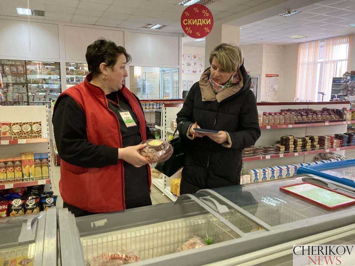 Мониторинг цен на социально важные товары провел председатель районного объединения профсоюзов