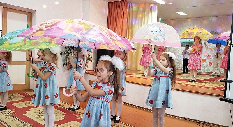 Неделю родительской любви отметили праздничными мероприятиями в Центре творчества детей и молодежи г.Черикова