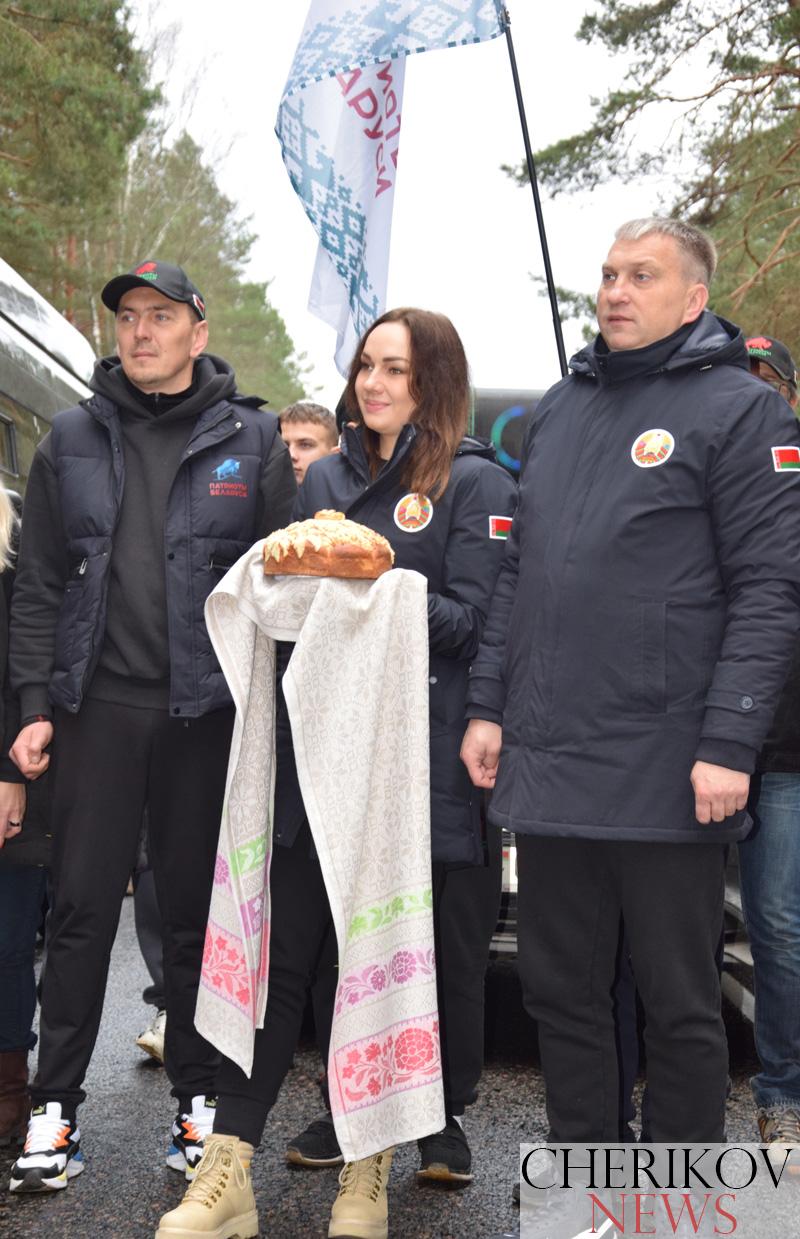 Чериковщина приняла эстафету республиканской акции 'Символ Единства'