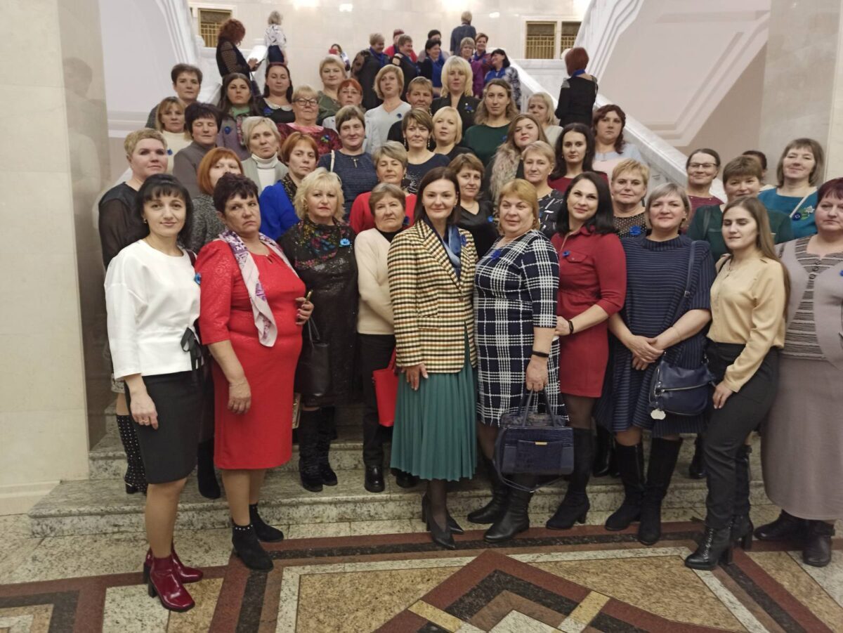 Работницы КСУП “Езерский” приняли участие в первом республиканском форуме тружениц села