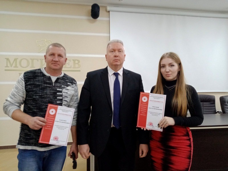 Волонтёры Чериковской районной организации БОКК награждены благодарственными письмами за участие в кампании «Вакцинация. И себе и людям»