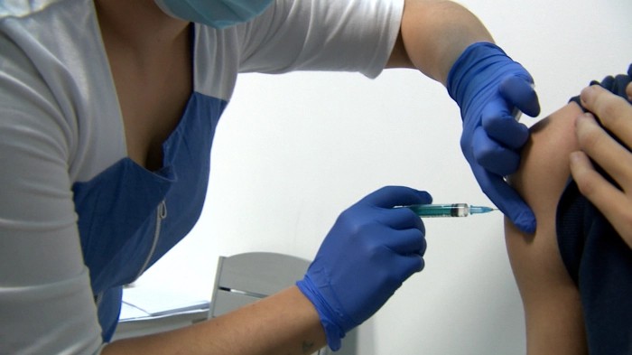 Беларусь и Россия заключат соглашение о взаимопризнании сертификатов о вакцинации против COVID-19