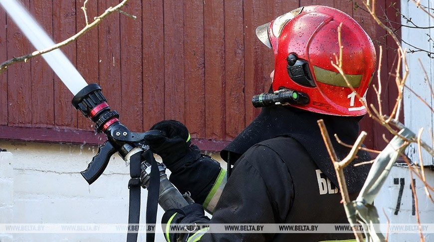 Четыре человека погибли за сутки при пожарах в Беларуси
