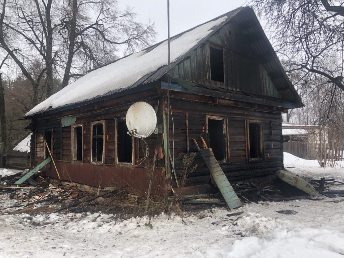 В деревне Ямки Чериковского района при пожаре жилого дома погиб мужчина