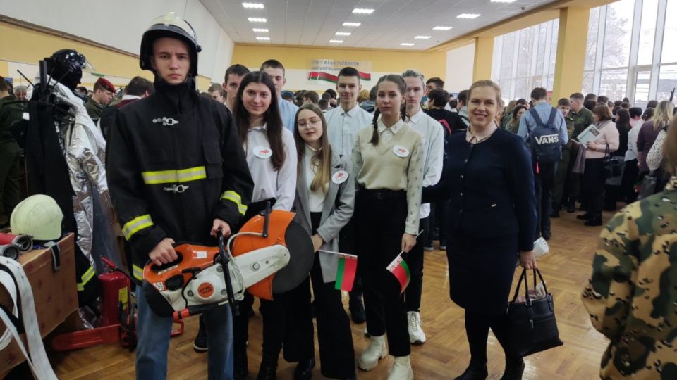 Учащиеся средней школы № 2 Черикова принимают участие в областном слете молодежного движения «Юные патриоты Могилевщины»