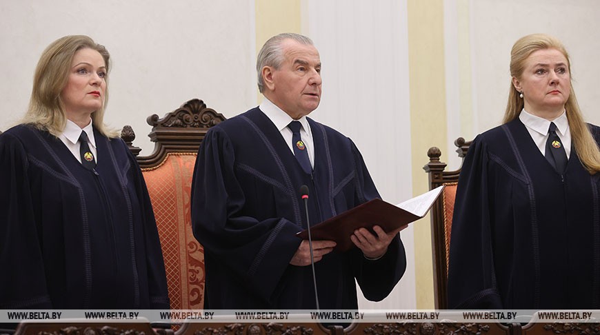 Миклашевич: Конституция определяет ориентиры, по которым должно жить государство и общество