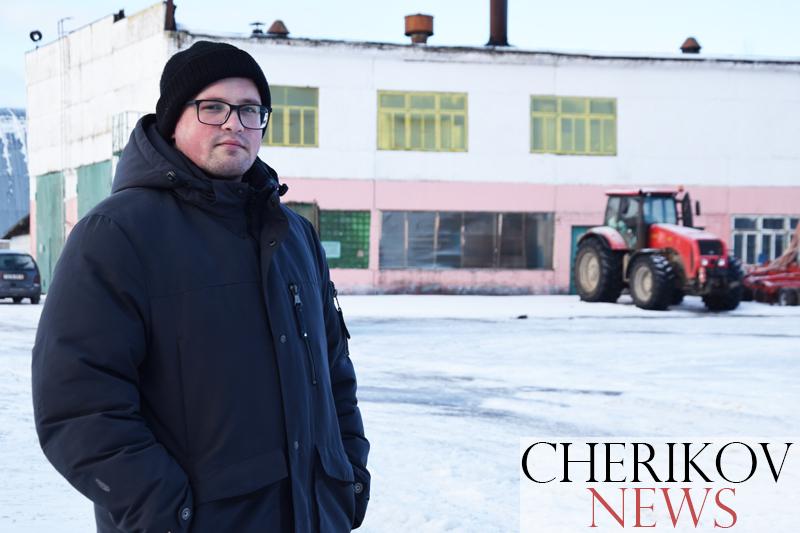 Молодой специалист Максим Сапранков поделился впечатлением с корреспондентом "ВЧ" о своем первом рабочем месте
