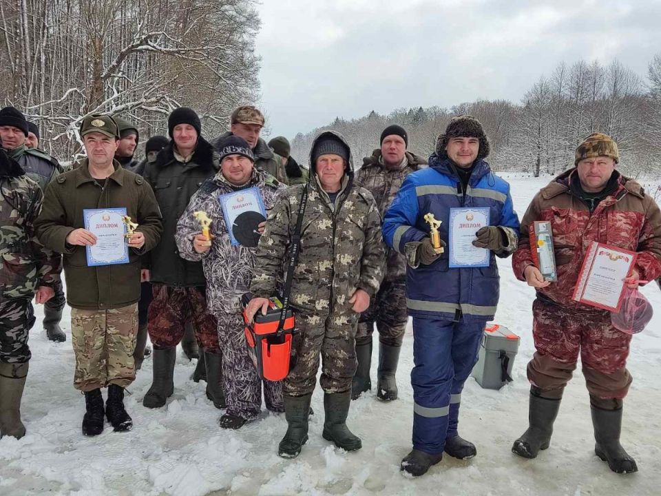 Ловили победу и призовые места на крючок: рассказываем, как  прошли традиционные соревнования по зимней рыбной ловле