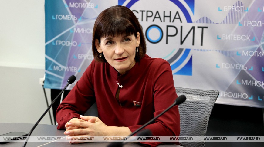 Депутат: подготовка изменений и дополнений в Конституцию консолидировала и объединила людей