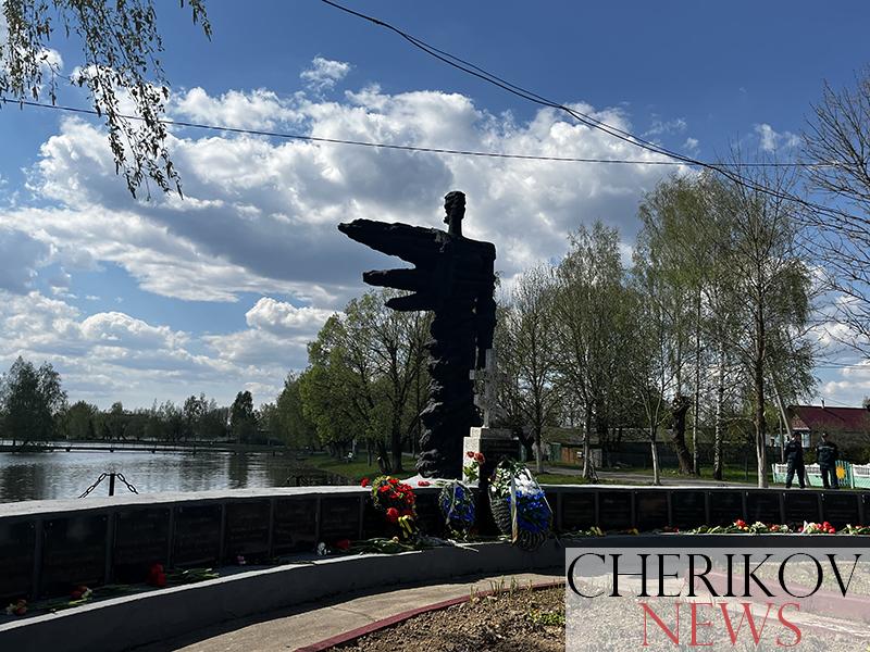 В Черикове состоялся митинг-реквием, посвященный 37-й годовщине чернобыльской трагедии