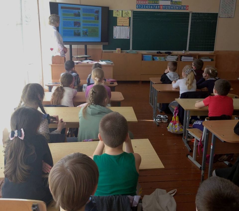 В рамках республиканской акции “Дом без насилия” в Черикове для детей и подростков провели обучающие семинары
