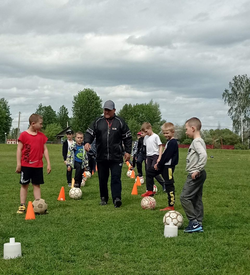 Юные футболисты из Черикова одержали победу на зональных соревнованиях среди детей и подростков по футболу “Кожаный мяч”