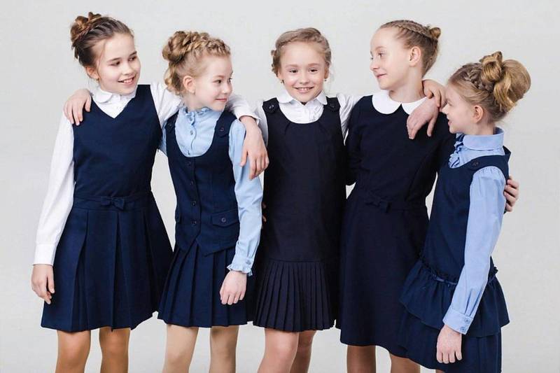 Эксперты назвали самый популярный цвет школьной формы в белорусских школах