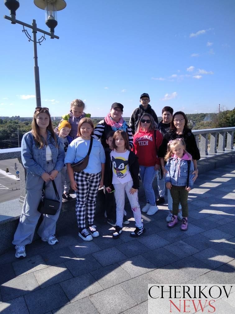 Накануне Дня народного единства профсоюзный комитет ОАО «Чериковрайагропромтехснаб» сделал подарок детям