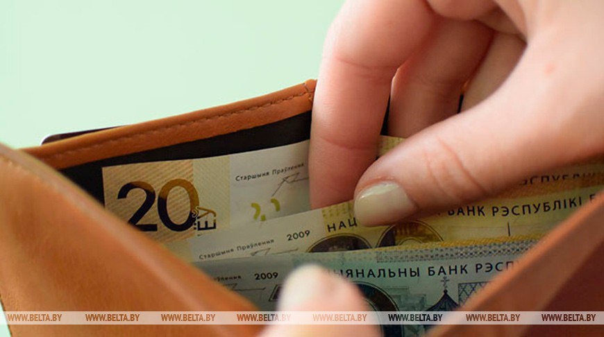 Головченко: минимальную зарплату в Беларуси с 1 января планируется увеличить на 13%