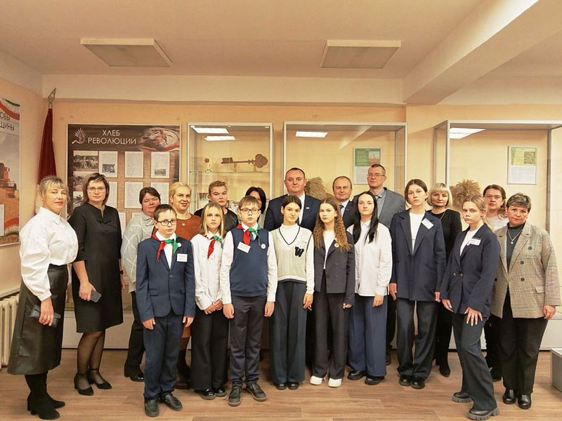 Забвению не подлежит: на базе средней школы № 2 г.Черикова прошел семинар о сохранении исторической памяти