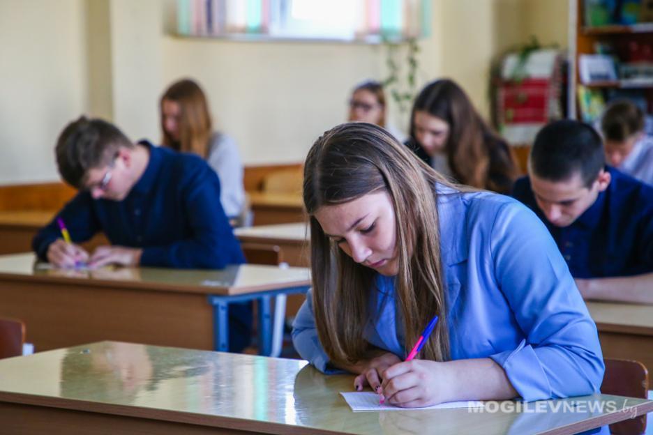В Беларуси для прохождения РЦЭ уже зарегистрировались 55,2 тыс. школьников