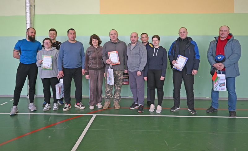 Соревнования по настольному теннису в Черикове: старые традиции и новые победы