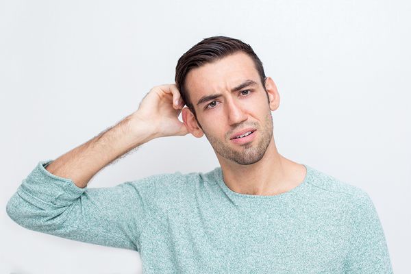 Из-за чего возникает ушной шум и опасно ли это – отвечает невролог