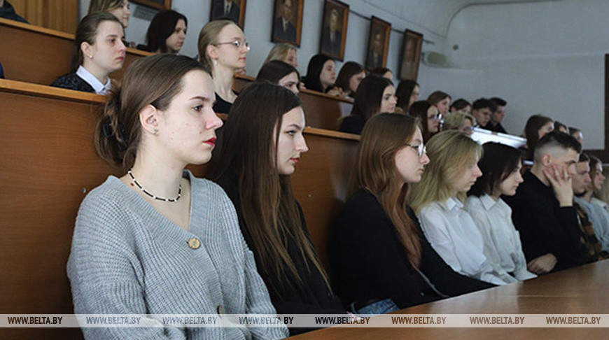 Минобразования: в колледжах могут быть продлены сроки приема на уровень профтехобразования