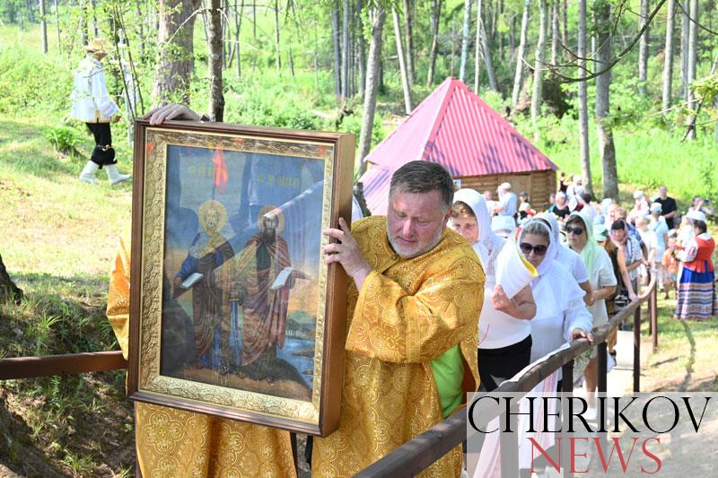 Место силы и духовности: обрядовый праздник «Брязгун» прошел в Чериковском районе