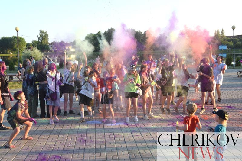 Широко и с размахом в Черикове отметили День молодежи и студенчества
