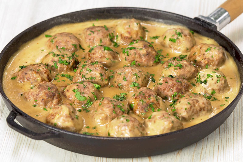 Как приготовить вкусные фрикадельки в сливочном соусе