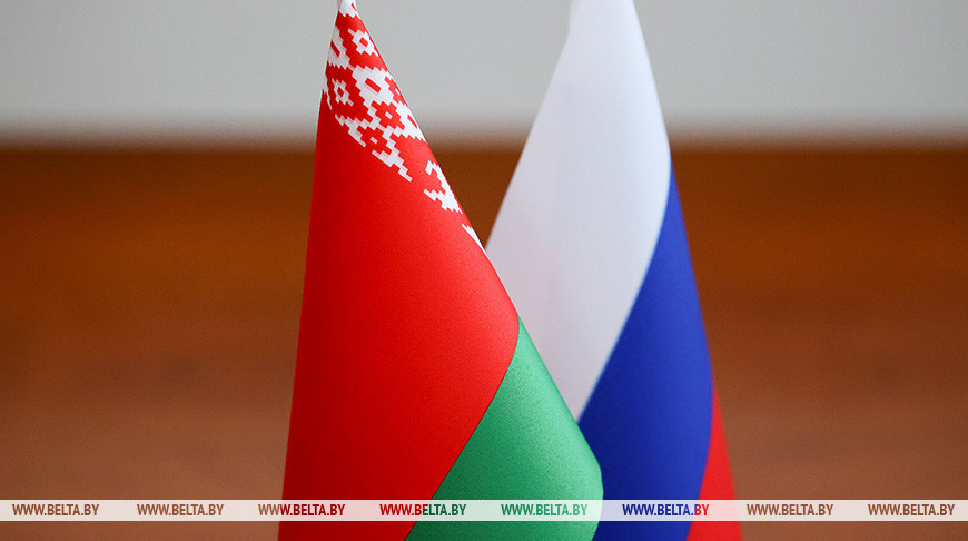 Лукашенко о формуле сотрудничества с регионами России: если что-то попало под запрет – покупайте белорусское