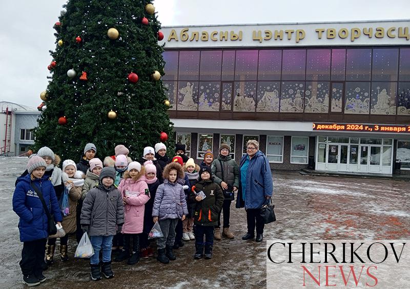 Юные чериковляне совершили путешествие в новогоднюю сказку